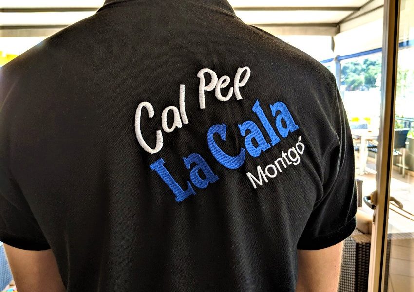 Novetats de La Cala Cal Pep 2018 com la nova equipació del personal o el certificat d'excel·lènncia que ens ha concedit TripAdvisor.